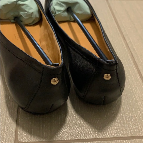 NEW Naturalizer Brittany Black Flat - Picture 2 of 2